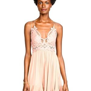 Free People Adella in Blush Pink.  New in manufactures Bag